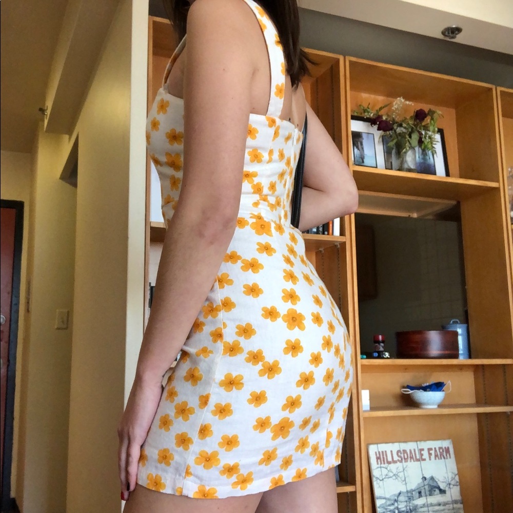 Flower-Pattern Mini Dress - Picture 2 of 4